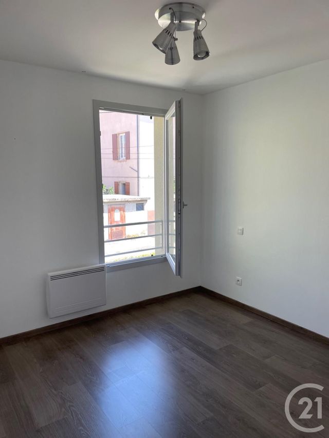 Maison &agrave; louer - 6 pi&egrave;ces - 102,39 m2 - Serezin Du Rhone - 69 - RHONE-ALPES