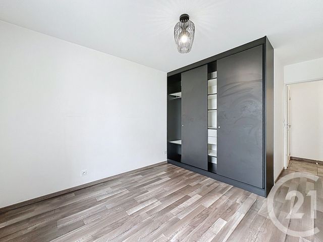 Appartement T3 &agrave; louer - 3 pi&egrave;ces - 60,16 m2 - Venissieux - 69 - RHONE-ALPES