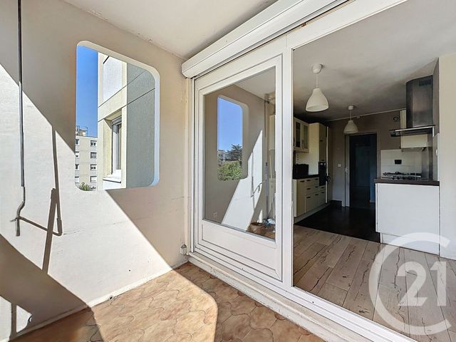 Appartement F5 &agrave; vendre - 5 pi&egrave;ces - 91 m2 - Decines Charpieu - 69 - RHONE-ALPES