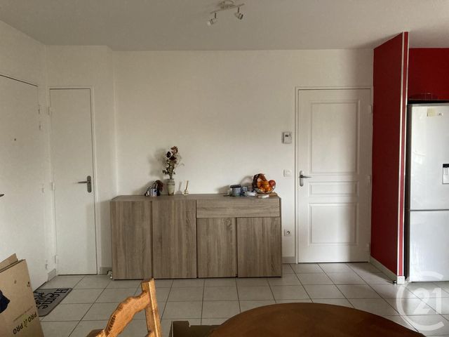 Appartement T2 &agrave; louer - 2 pi&egrave;ces - 53,86 m2 - Feyzin - 69 - RHONE-ALPES
