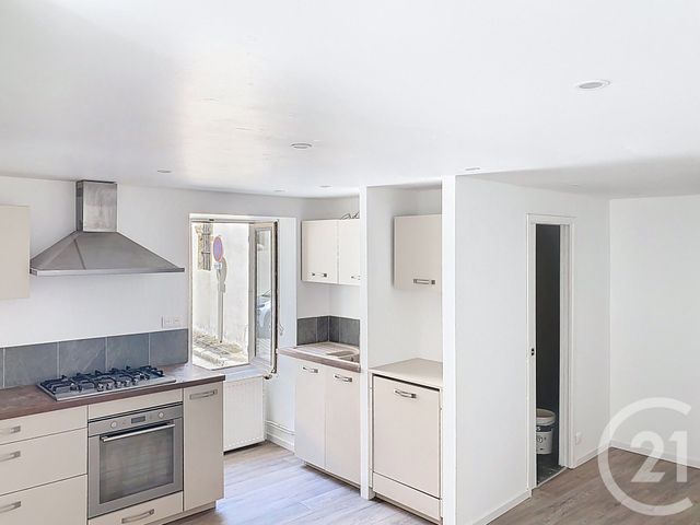 Maison &agrave; louer - 3 pi&egrave;ces - 75 m2 - St Symphorien D Ozon - 69 - RHONE-ALPES