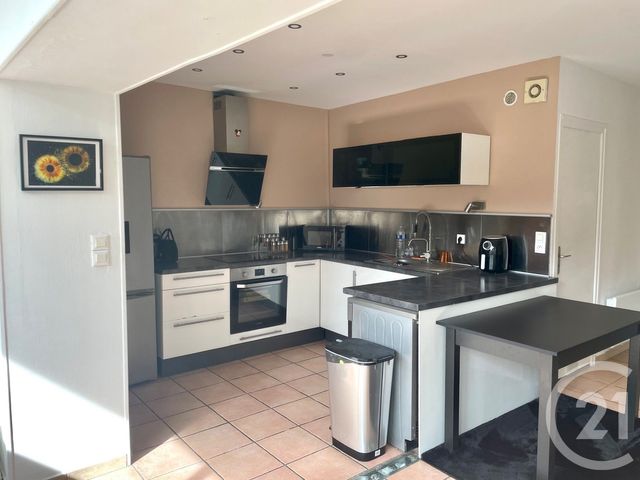 Appartement &agrave; louer - 3 pi&egrave;ces - 69,53 m2 - St Symphorien D Ozon - 69 - RHONE-ALPES