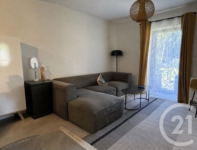 Appartement Duplex &agrave; louer - 4 pi&egrave;ces - 74,48 m2 - Heyrieux - 38 - RHONE-ALPES