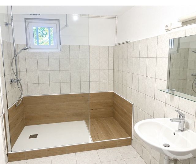 Maison &agrave; louer - 4 pi&egrave;ces - 112 m2 - St Symphorien D Ozon - 69 - RHONE-ALPES