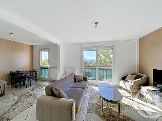 Appartement &agrave; vendre - 4 pi&egrave;ces - 76,18 m2 - St Fons - 69 - RHONE-ALPES