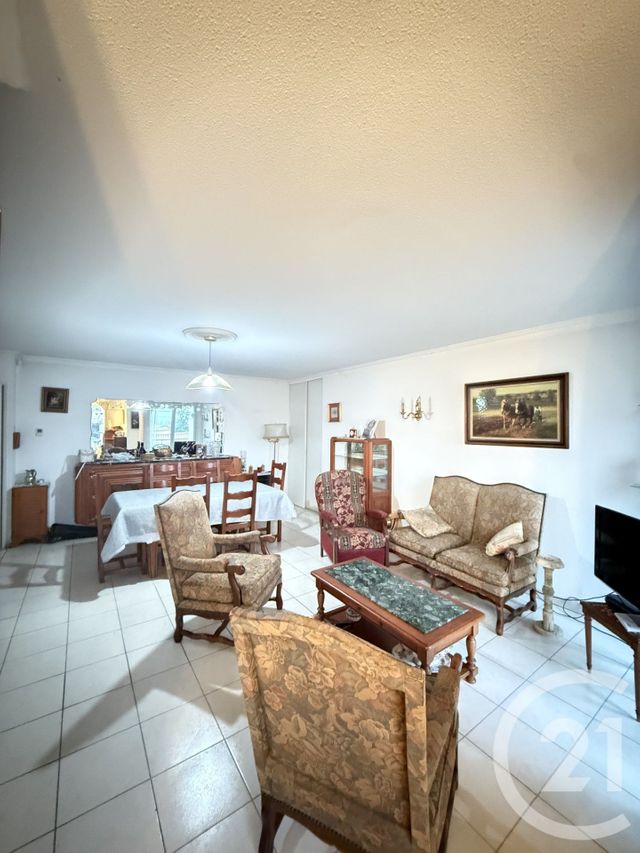 Appartement F4 &agrave; vendre - 5 pi&egrave;ces - 96 m2 - Grigny - 69 - RHONE-ALPES