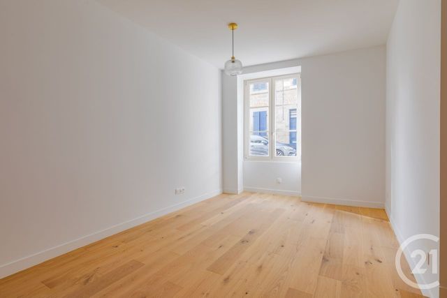 Appartement F2 à vendre ST GENIS LAVAL