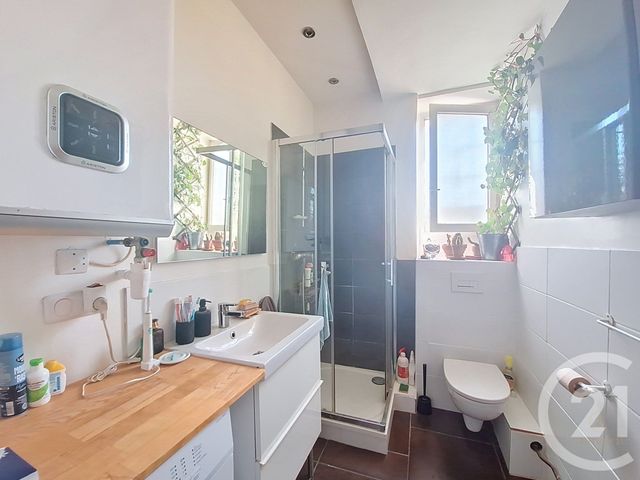 Appartement T3 à vendre - 3 pièces - 61,08 m2 - Grigny - 69 - RHONE-ALPES