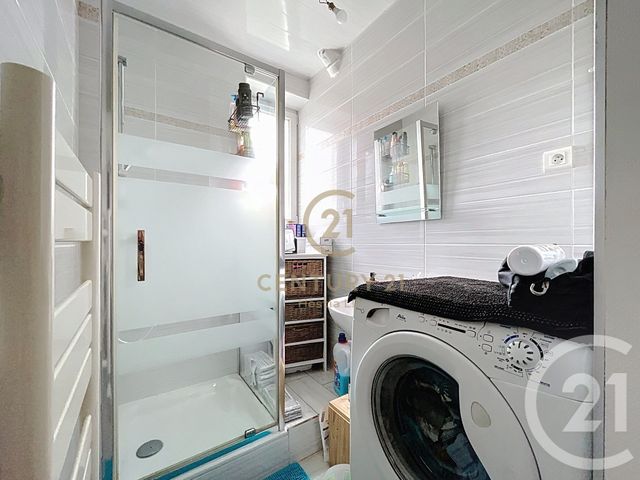 Appartement T3 à vendre - 3 pièces - 61 m2 - Grigny - 69 - RHONE-ALPES