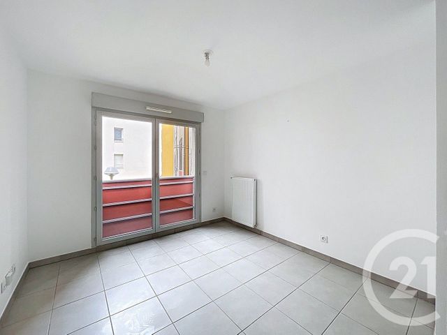 Appartement à vendre - 2 pièces - 35,30 m2 - Pierre Benite - 69 - RHONE-ALPES