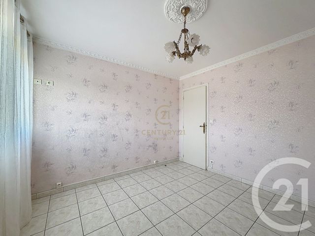 Appartement F4 &agrave; vendre - 4 pi&egrave;ces - 74,43 m2 - Grigny - 69 - RHONE-ALPES