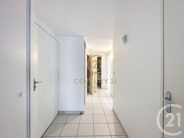 Appartement F3 à vendre - 3 pièces - 69,42 m2 - Grigny - 69 - RHONE-ALPES