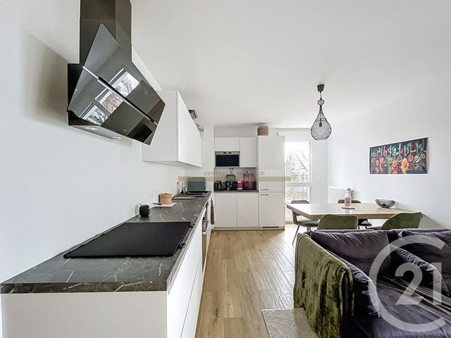 Appartement &agrave; vendre - 4 pi&egrave;ces - 80,80 m2 - Decines Charpieu - 69 - RHONE-ALPES