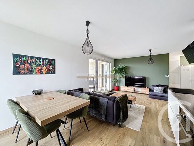 Appartement &agrave; vendre - 4 pi&egrave;ces - 80,80 m2 - Decines Charpieu - 69 - RHONE-ALPES