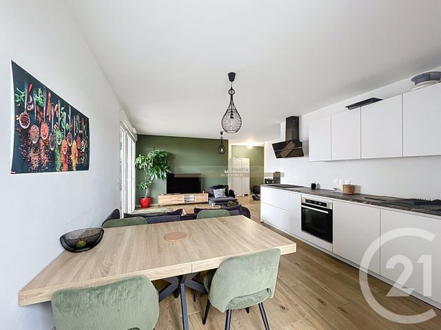 Appartement &agrave; vendre - 4 pi&egrave;ces - 80,80 m2 - Decines Charpieu - 69 - RHONE-ALPES