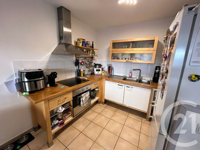 Appartement F2 &agrave; louer - 2 pi&egrave;ces - 47,06 m2 - Serezin Du Rhone - 69 - RHONE-ALPES