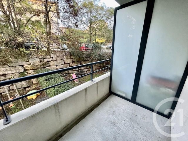 Appartement F3 &agrave; louer - 3 pi&egrave;ces - 63,55 m2 - Grigny - 69 - RHONE-ALPES