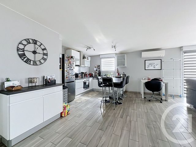Appartement F4 &agrave; vendre - 4 pi&egrave;ces - 89 m2 - Grigny - 69 - RHONE-ALPES