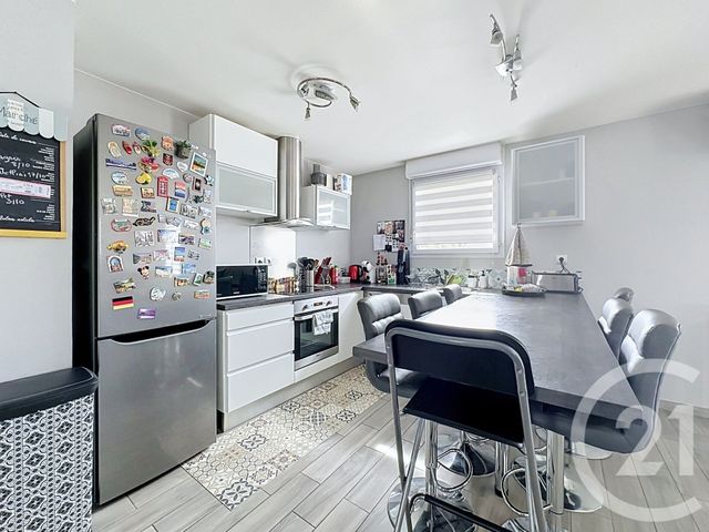 Appartement F4 &agrave; vendre - 4 pi&egrave;ces - 89 m2 - Grigny - 69 - RHONE-ALPES