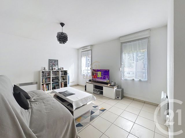 Appartement F3 &agrave; vendre - 3 pi&egrave;ces - 63 m2 - Grigny - 69 - RHONE-ALPES