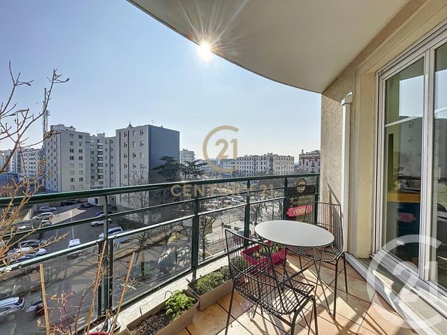 Appartement T3 à vendre - 3 pièces - 67 m2 - Lyon - 69008 - RHONE-ALPES
