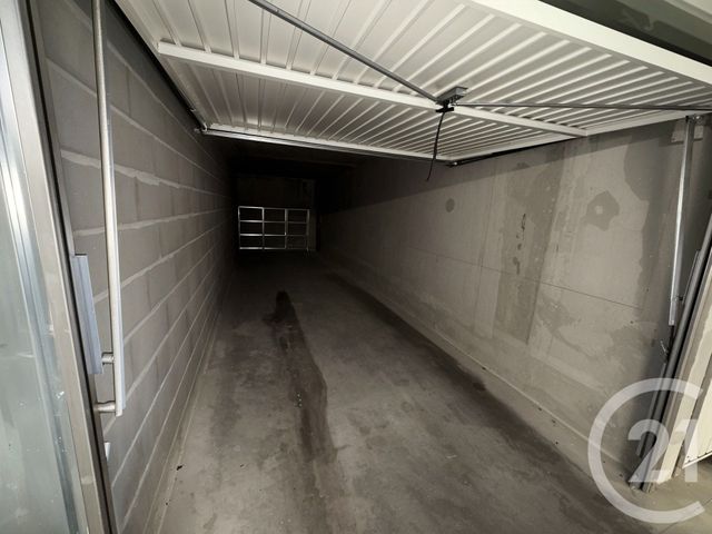 Parking à louer - 23,55 m2 - Lyon - 69009 - RHONE-ALPES