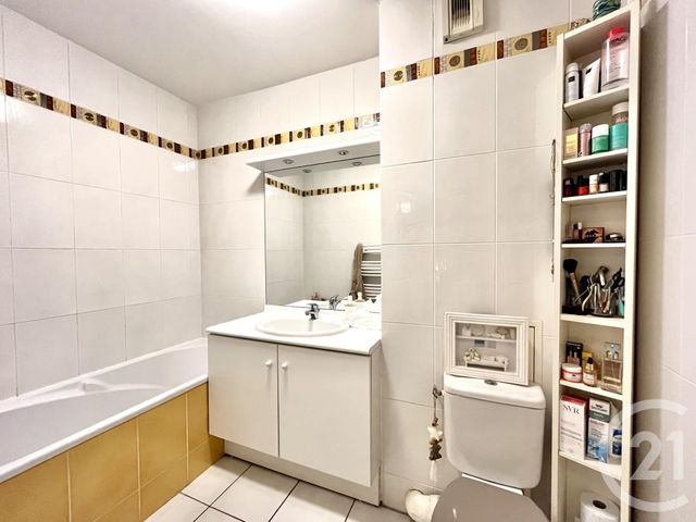 Appartement T3 à vendre - 3 pièces - 68 m2 - Villeurbanne - 69 - RHONE-ALPES