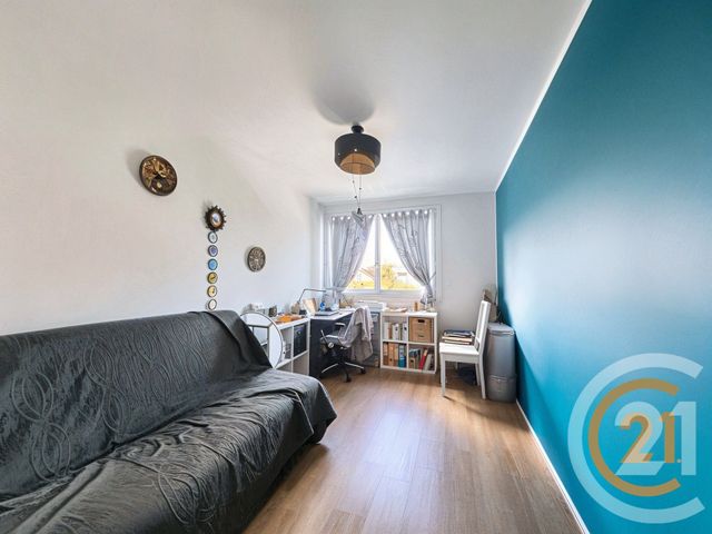 Appartement T3 à vendre - 3 pièces - 61,03 m2 - Bron - 69 - RHONE-ALPES