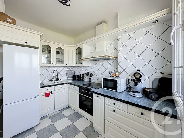Appartement F5 &agrave; vendre - 5 pi&egrave;ces - 83 m2 - Lyon - 69008 - RHONE-ALPES
