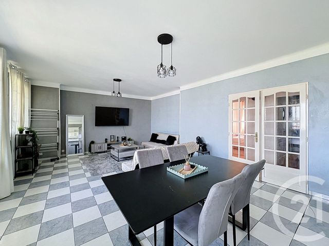 Appartement F5 &agrave; vendre - 5 pi&egrave;ces - 83 m2 - Lyon - 69008 - RHONE-ALPES