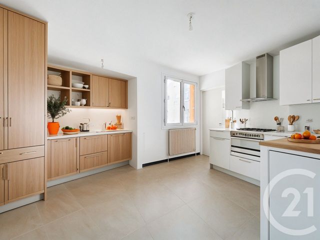 Appartement F5 &agrave; vendre - 5 pi&egrave;ces - 119,61 m2 - Villeurbanne - 69 - RHONE-ALPES