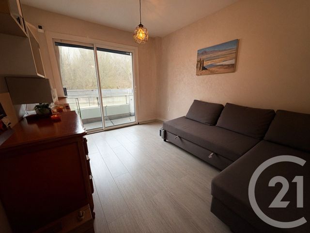 Appartement F3 &agrave; louer - 3 pi&egrave;ces - 63,28 m2 - Ste Foy Les Lyon - 69 - RHONE-ALPES