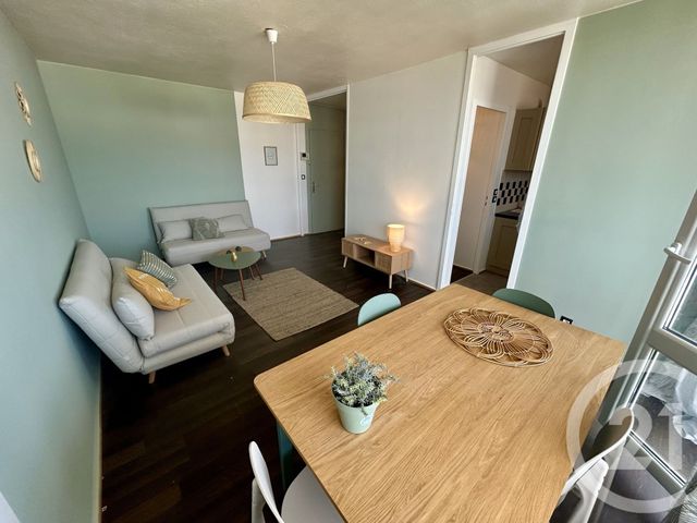 Appartement F2 &agrave; louer - 2 pi&egrave;ces - 54,06 m2 - Bron - 69 - RHONE-ALPES