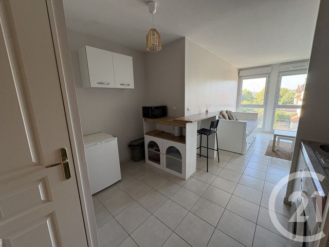 Appartement F1 &agrave; louer - 1 pi&egrave;ce - 27,67 m2 - Venissieux - 69 - RHONE-ALPES