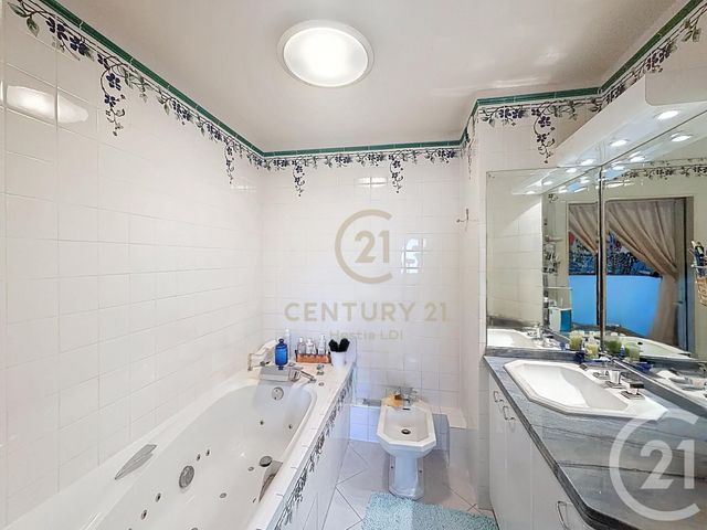 Appartement T4 &agrave; vendre - 4 pi&egrave;ces - 109,94 m2 - Lyon - 69004 - RHONE-ALPES