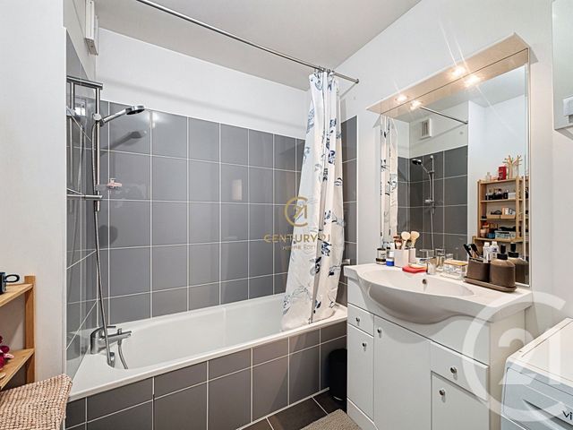 Appartement F3 &agrave; vendre - 3 pi&egrave;ces - 69,90 m2 - Lyon - 69008 - RHONE-ALPES