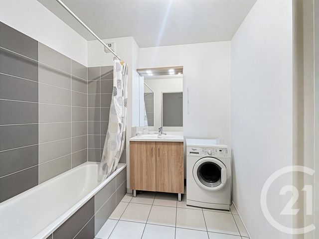 Appartement F3 &agrave; vendre - 3 pi&egrave;ces - 55,65 m2 - Venissieux - 69 - RHONE-ALPES