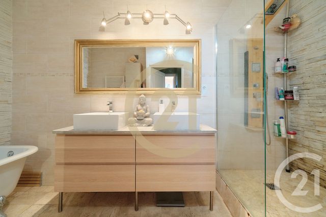 Appartement T4 &agrave; vendre - 4 pi&egrave;ces - 97,81 m2 - Lyon - 69008 - RHONE-ALPES