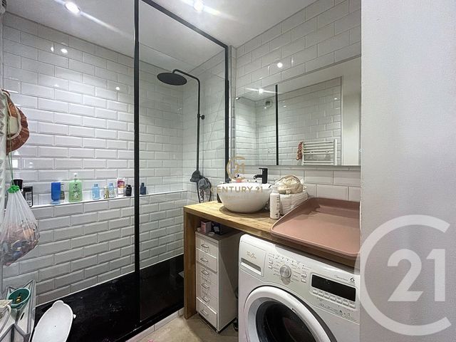 Appartement &agrave; vendre - 3 pi&egrave;ces - 66,37 m2 - Lyon - 69008 - RHONE-ALPES