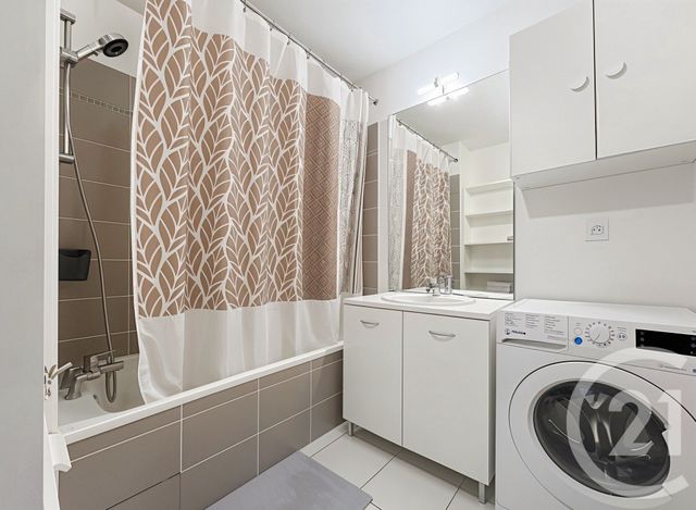 Appartement F3 &agrave; louer - 3 pi&egrave;ces - 56,53 m2 - Venissieux - 69 - RHONE-ALPES