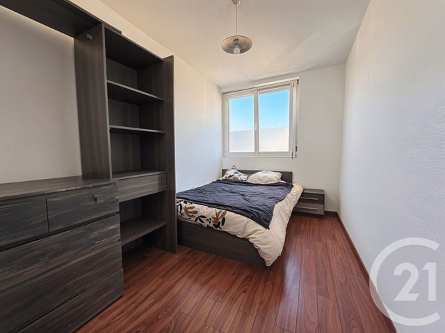 Appartement F4 &agrave; louer - 4 pi&egrave;ces - 64,66 m2 - Venissieux - 69 - RHONE-ALPES