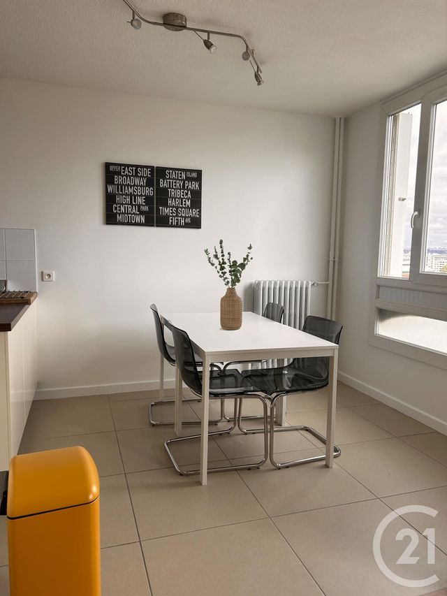 Appartement F5 &agrave; louer - 5 pi&egrave;ces - 110,73 m2 - Lyon - 69008 - RHONE-ALPES