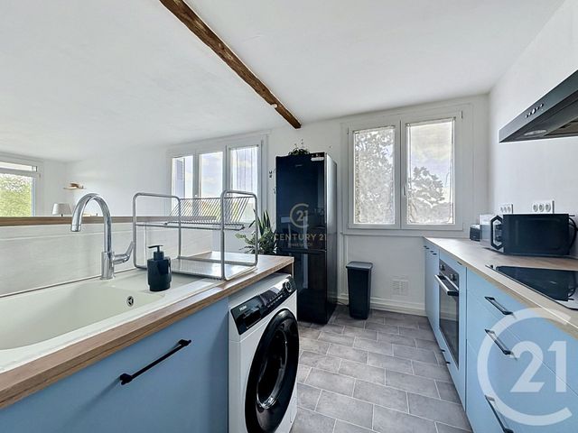 Appartement T3 &agrave; louer - 3 pi&egrave;ces - 68,31 m2 - Venissieux - 69 - RHONE-ALPES