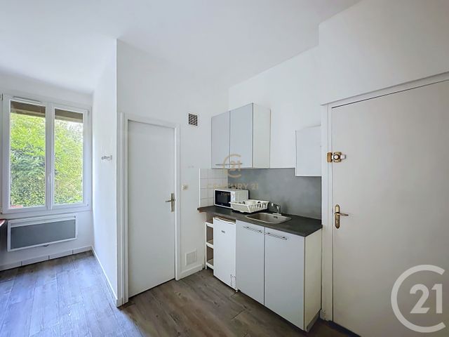 Appartement Studio &agrave; vendre - 1 pi&egrave;ce - 17 m2 - Lyon - 69008 - RHONE-ALPES