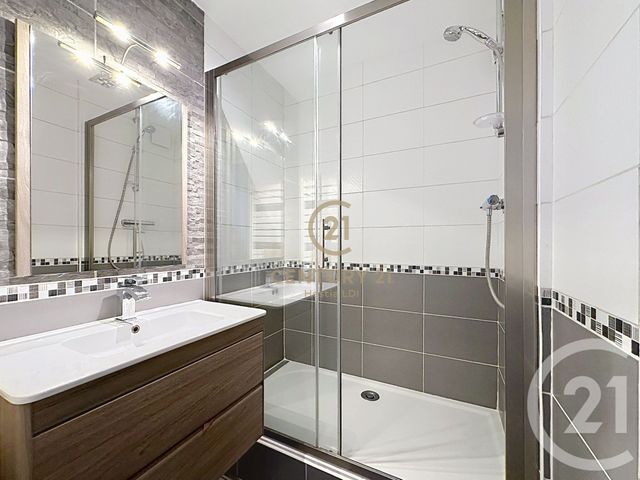 Appartement F5 &agrave; vendre - 5 pi&egrave;ces - 113,27 m2 - Lyon - 69008 - RHONE-ALPES