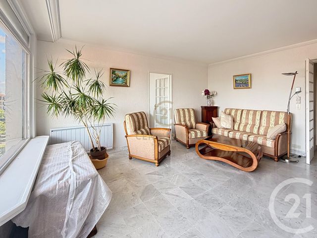 Appartement T3 &agrave; vendre - 3 pi&egrave;ces - 79,48 m2 - Bron - 69 - RHONE-ALPES