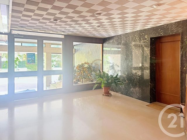 Appartement T3 &agrave; vendre - 3 pi&egrave;ces - 79,48 m2 - Bron - 69 - RHONE-ALPES