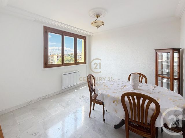 Appartement T3 &agrave; vendre - 3 pi&egrave;ces - 79,48 m2 - Bron - 69 - RHONE-ALPES