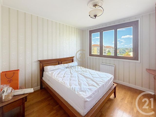 Appartement T3 &agrave; vendre - 3 pi&egrave;ces - 79,48 m2 - Bron - 69 - RHONE-ALPES