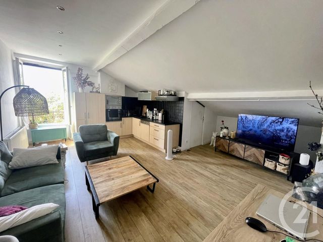 Appartement F3 &agrave; louer - 3 pi&egrave;ces - 80,26 m2 - Lyon - 69008 - RHONE-ALPES
